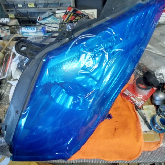 シトロエンC6ヘッドライト修理2連発